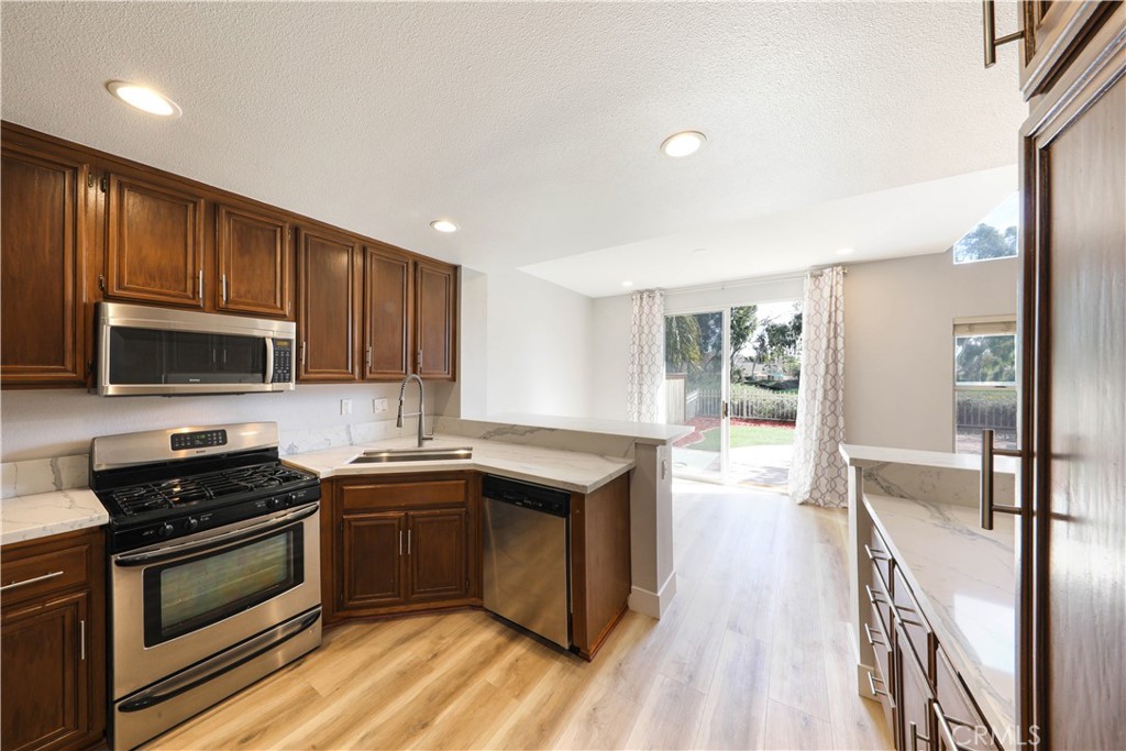 4 Pinzon Rancho Santa Margarita, CA 92688 - Photo 8 of 37