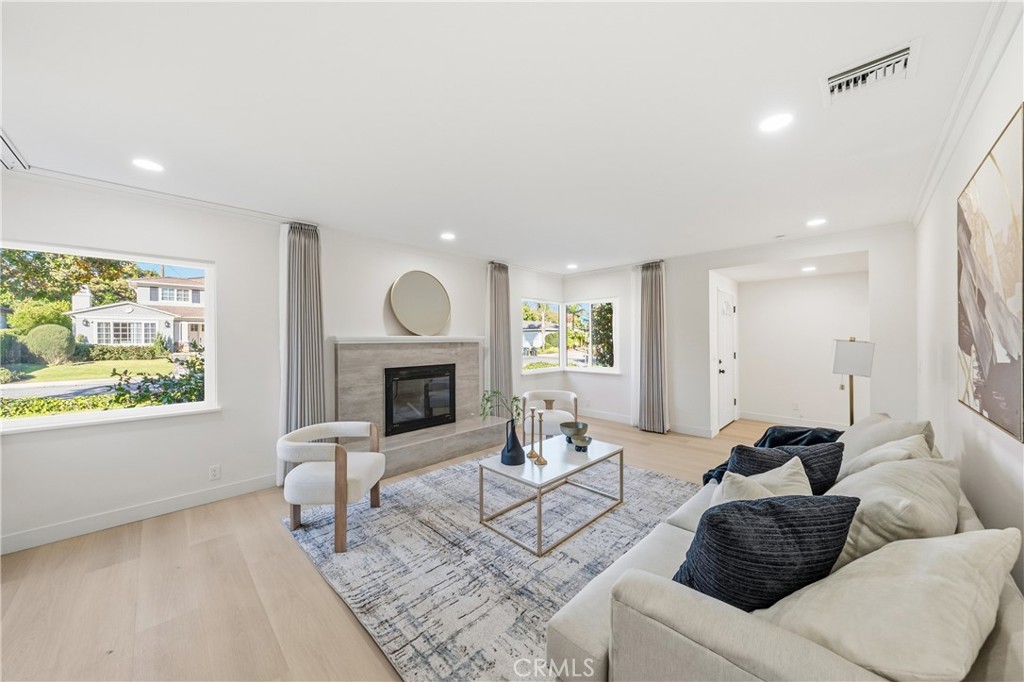 230 East Pamela Road Arcadia, CA 91006 - Photo 4 of 21