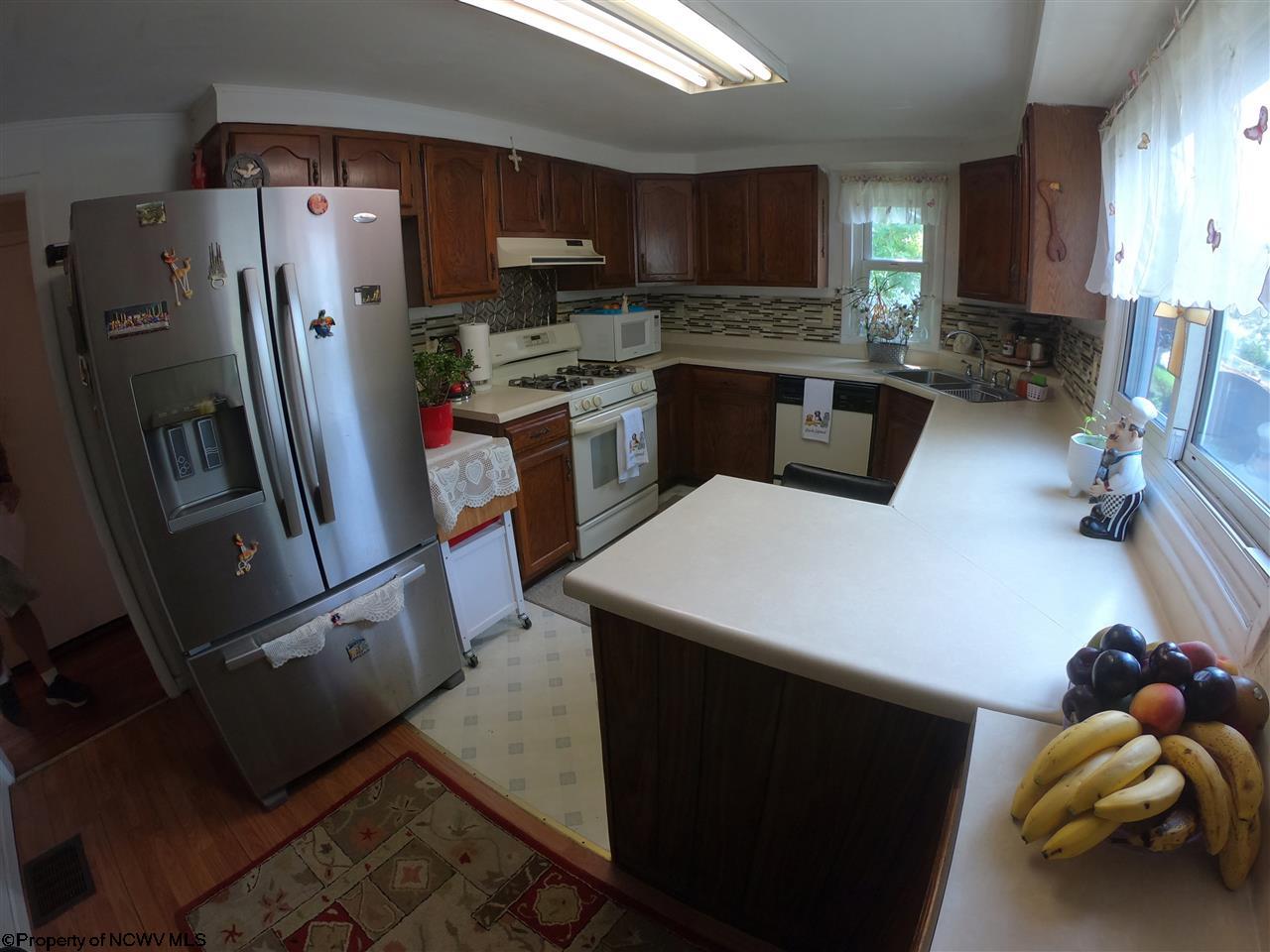 236 Ridgeley Road Morgantown, WV 26505 - Photo 14 of 18 Gallery Image 14