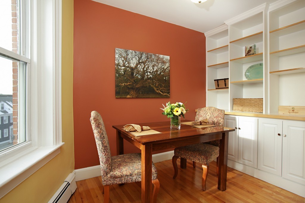 435 1/2 Main Street, Unit R2 Boston, MA 02129 - Photo 2 of 7 Gallery Image 2