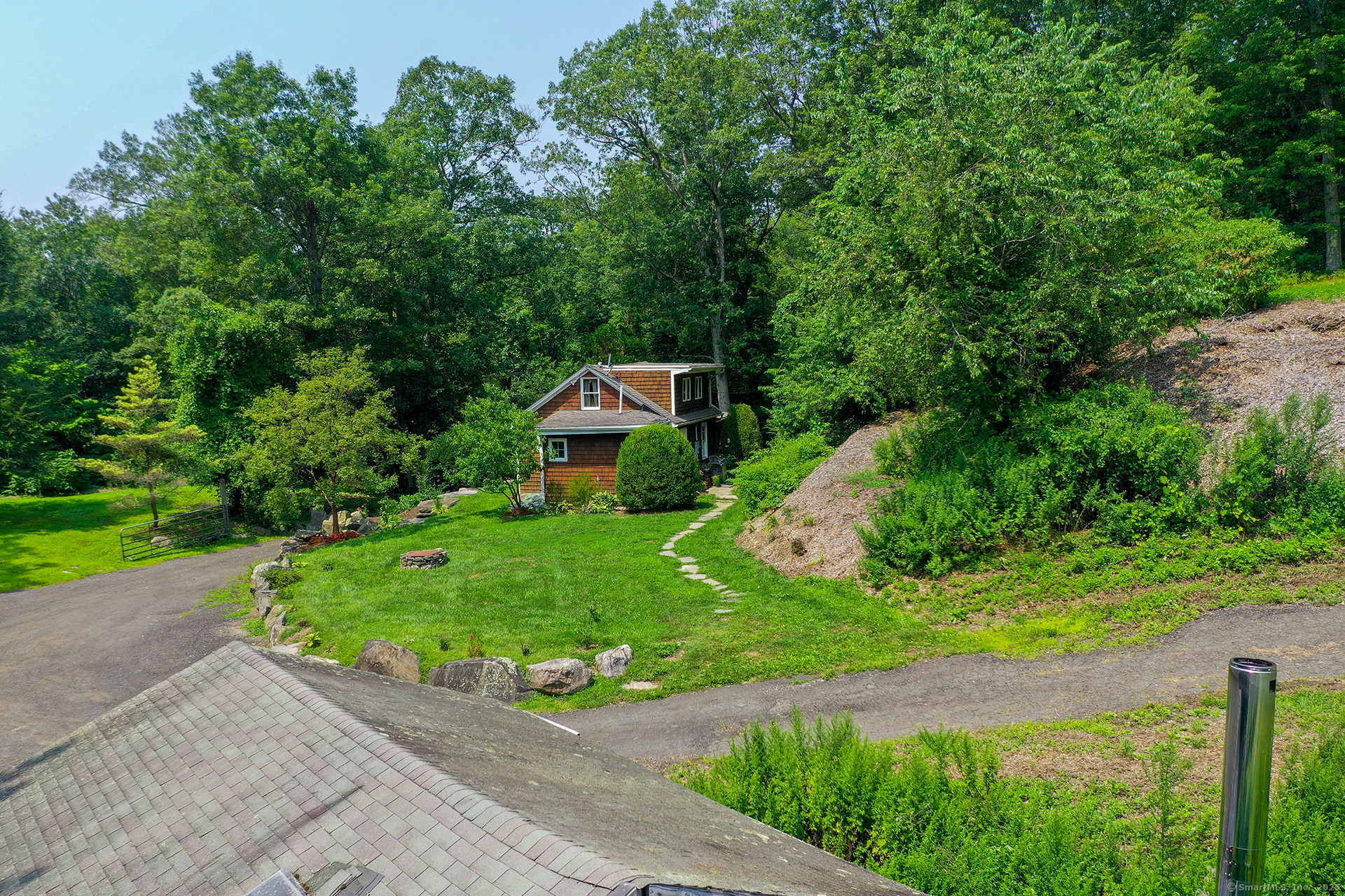 167 Toddy Hill Road Newtown, CT 06482 - Photo 15 of 17