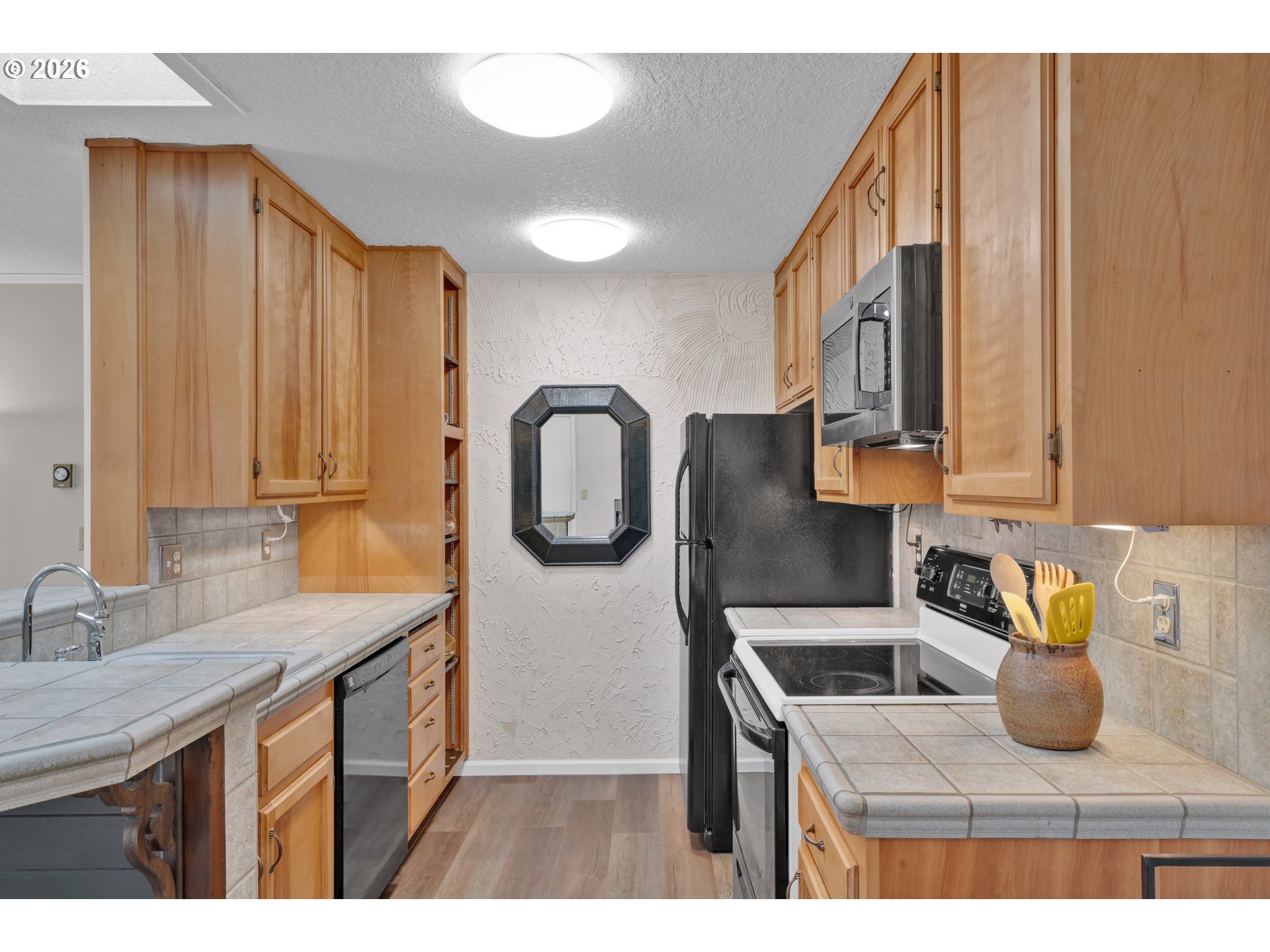 1250 9th Street Florence, OR 97439 - Photo 7 of 25