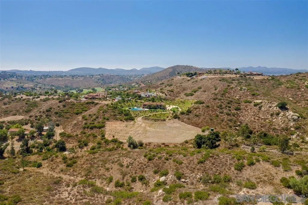 14480 Cheyenne Trail Poway, CA 92064 - Photo 8 of 23 a view of outdoor space and mountain view