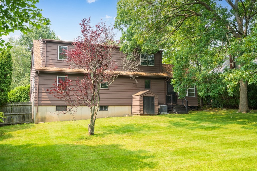 7 Colonial Road Beverly, MA 01915 - Photo 33 of 34