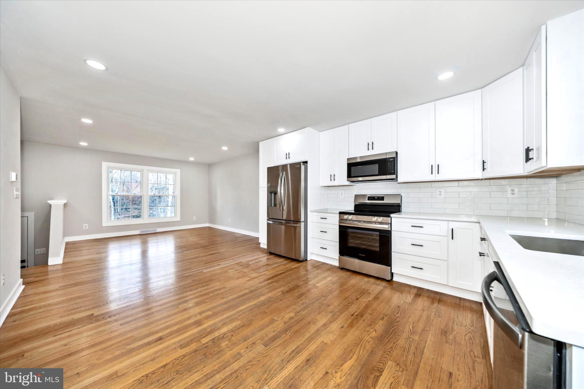 13611 Harrisville Road Mount Airy, MD 21771 - Photo 6 of 41