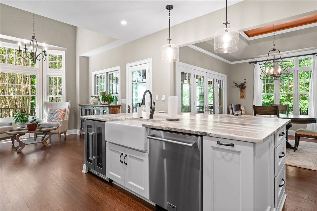 400 South Point Boulevard Sunset, SC 29685 - Photo 14 of 46
