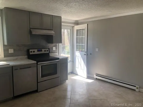 $2,600 | 151 Ann Avenue, Groton, CT 06355
