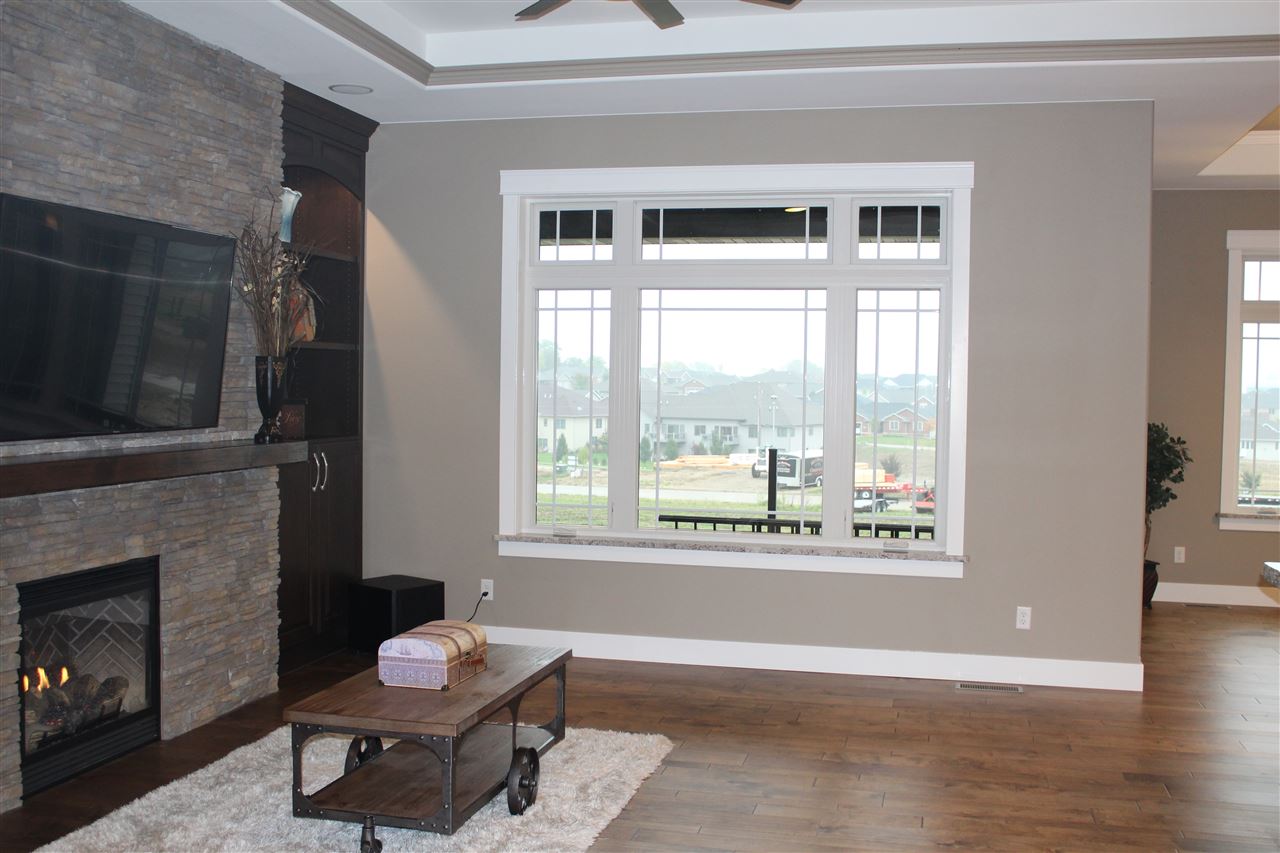 2230 Antler Ridge Drive Dubuque, IA 52002 - Photo 14 of 25 Gallery Image 14