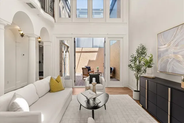 $784,000 | 1278 South Pennsylvania Avenue, Unit 13, Winter Park, FL 32789