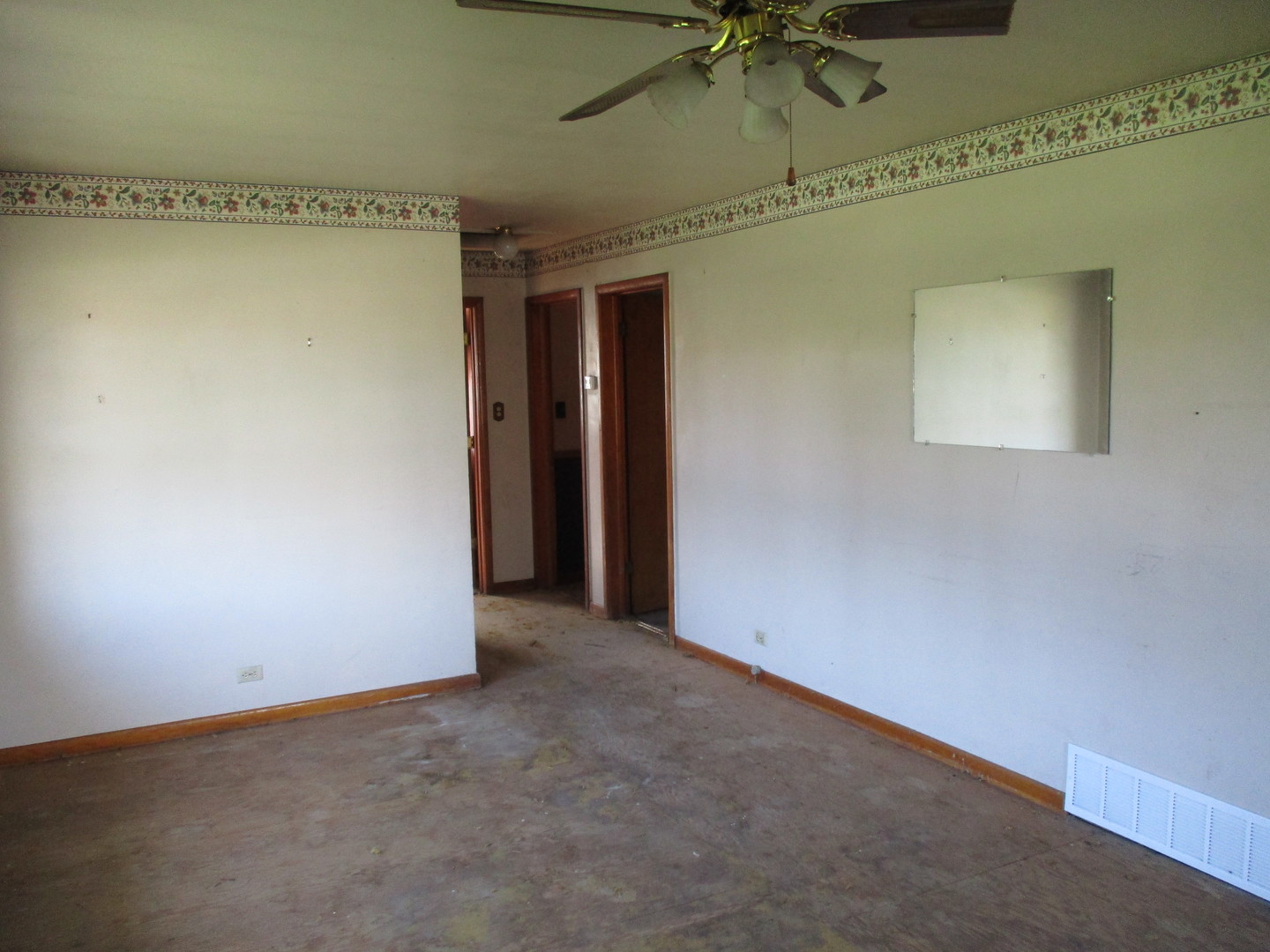 2810 186th Street Lansing, IL 60438 - Photo 6 of 14 a view of a room with a ceiling fan