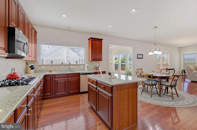 $677,777 | 113 Roseville Court, Boyce, VA 22620