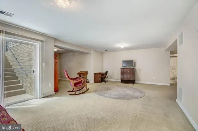 $677,777 | 113 Roseville Court, Boyce, VA 22620