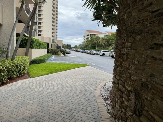 $3,750 | 4200 North Ocean Drive, Unit 21101, Singer Island, FL 33404