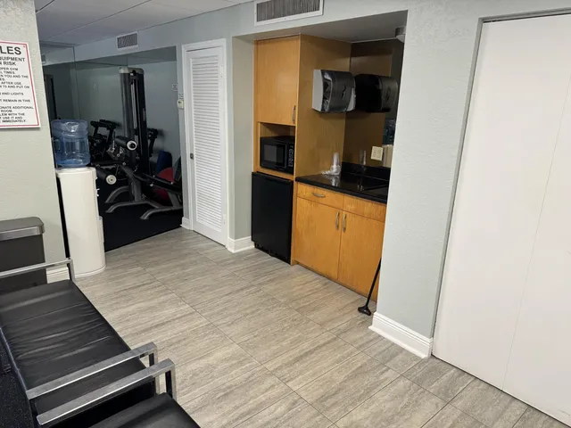 $3,750 | 4200 North Ocean Drive, Unit 21101, Singer Island, FL 33404