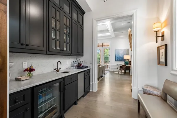 $6,500,000 | 4010 Powers Ferry Road Northwest, Atlanta, GA 30342