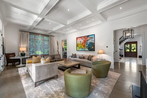 $6,500,000 | 4010 Powers Ferry Road Northwest, Atlanta, GA 30342