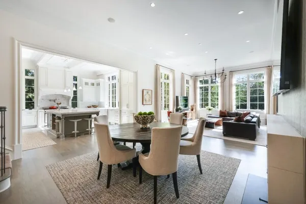 $6,500,000 | 4010 Powers Ferry Road Northwest, Atlanta, GA 30342