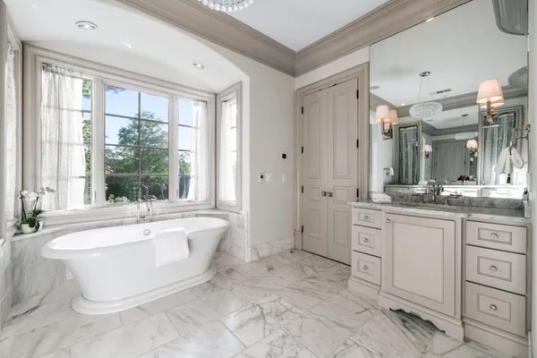 $6,500,000 | 4010 Powers Ferry Road Northwest, Atlanta, GA 30342