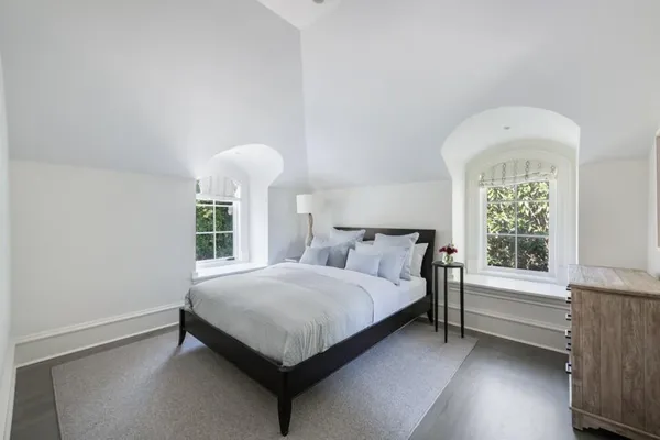 $6,500,000 | 4010 Powers Ferry Road Northwest, Atlanta, GA 30342