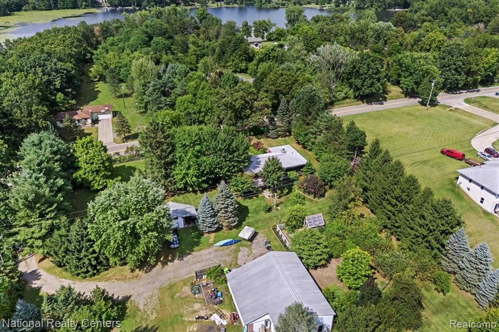 1785 Middle Road Highland, MI 48357 - Photo 49 of 50