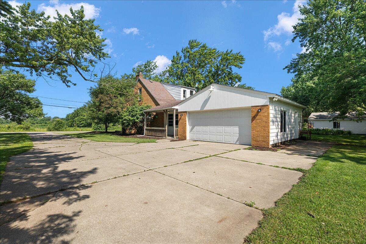 1025 Graafschap Road Holland, MI 49423 - Photo 3 of 51 07-1025 Graafschap Rd-7