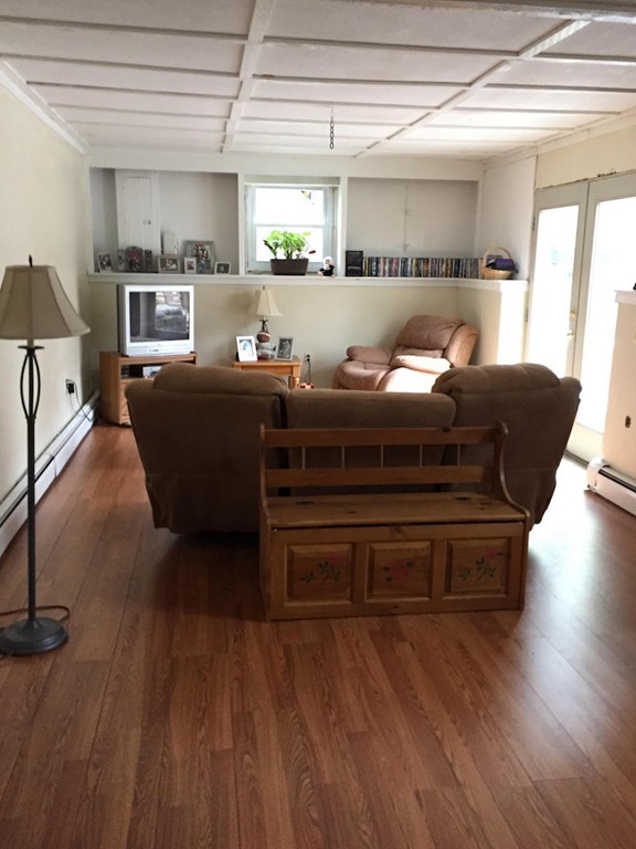 8 Woodruff Road Clinton, MA 01510 - Photo 6 of 19 Gallery Image 6