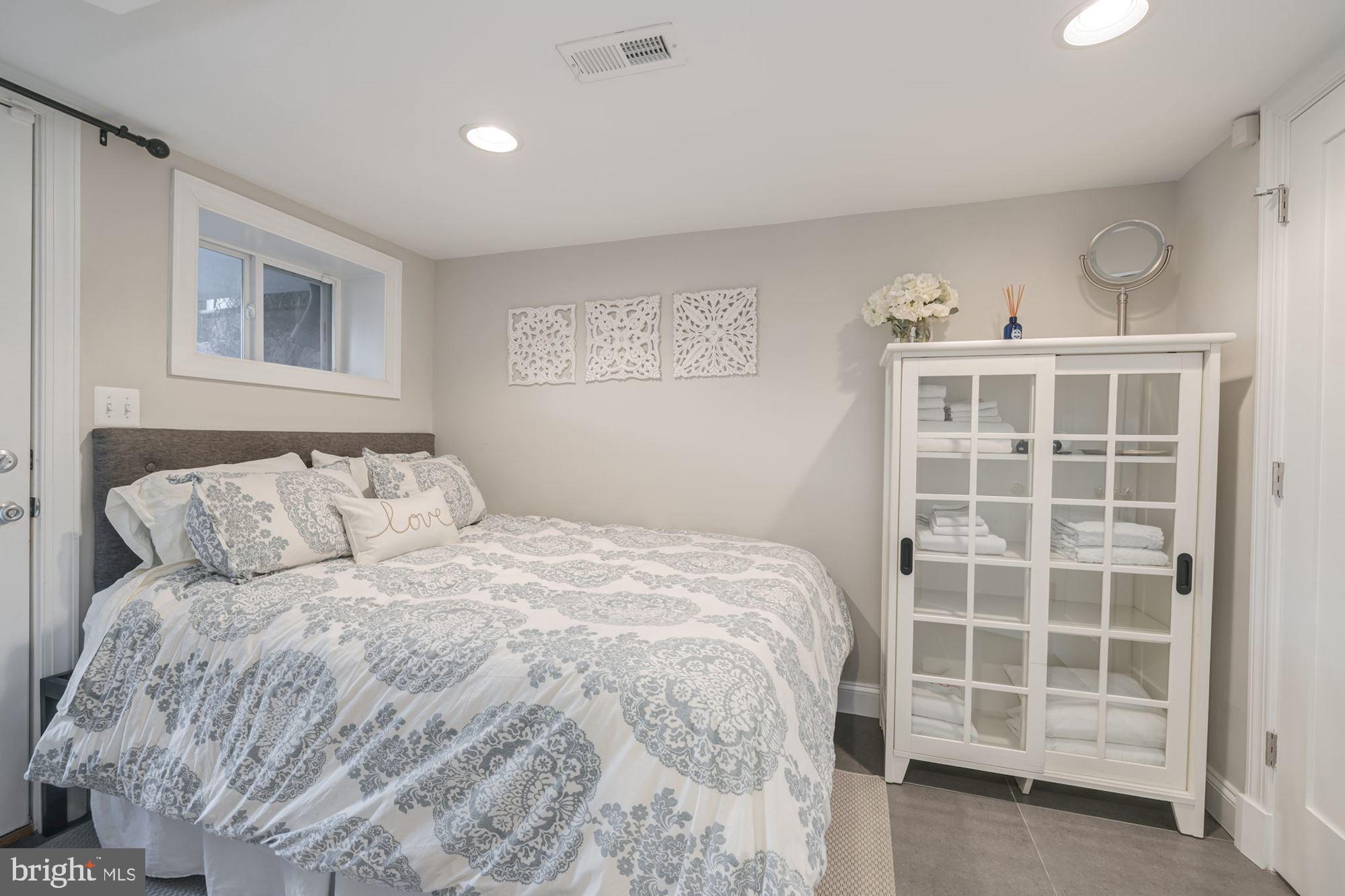 220 Randolph Place Northeast Washington, DC 20002 - Photo 16 of 19 Bedroom 3