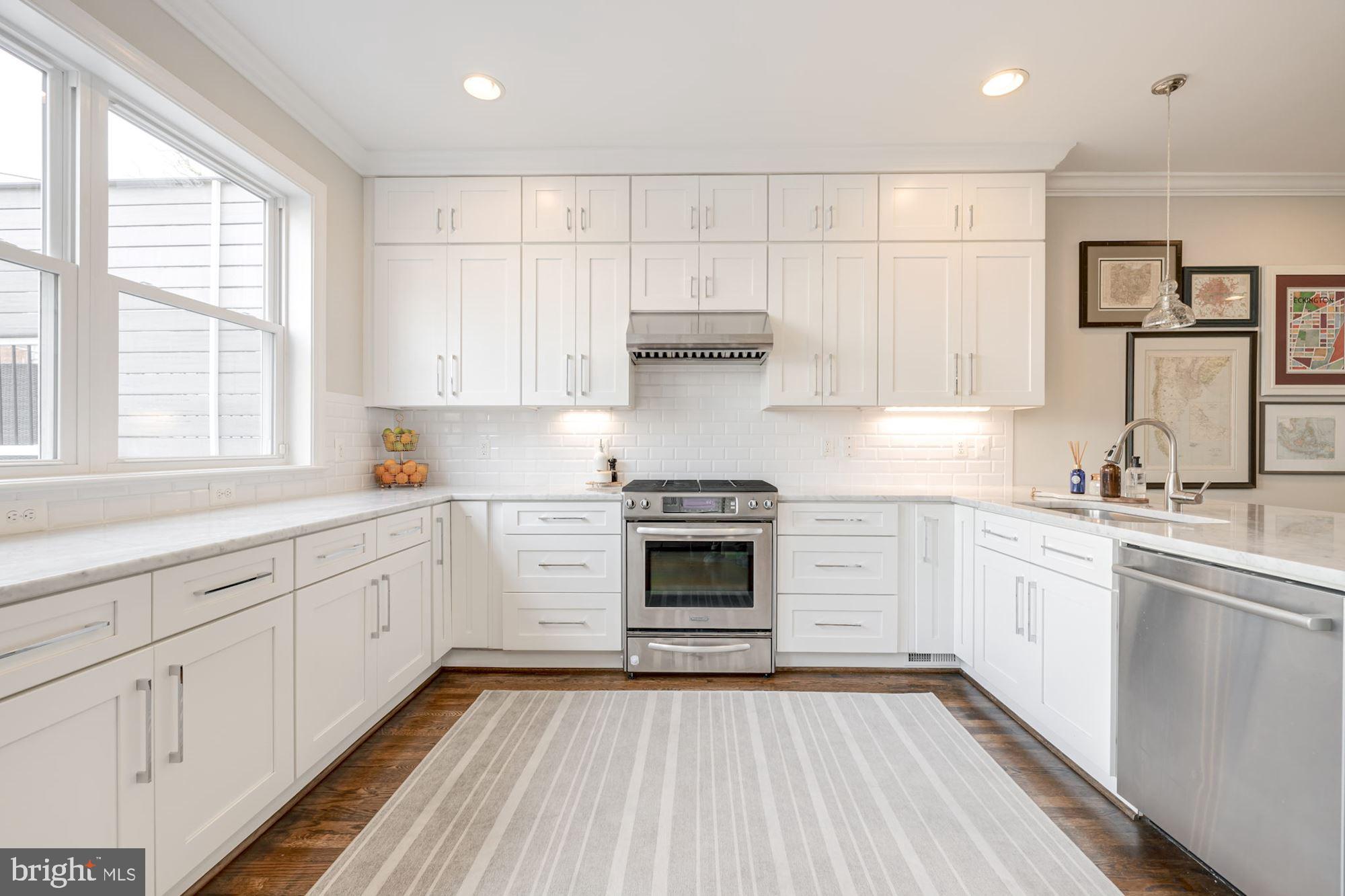 220 Randolph Place Northeast Washington, DC 20002 - Photo 6 of 19 Gourmet Kitchen