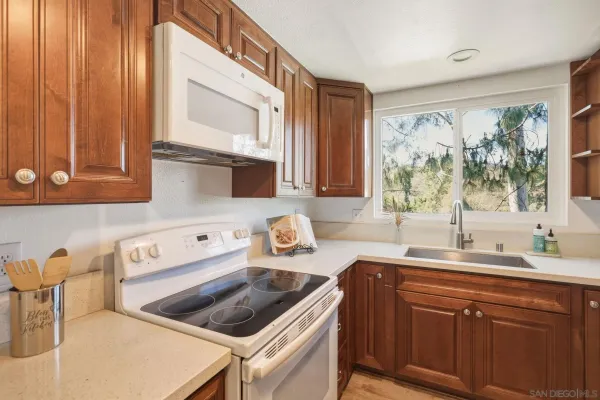 $585,000 | 8630 Mission San Carlos Drive, Unit 56, Santee, CA 92071