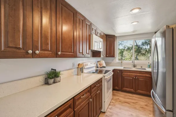 $585,000 | 8630 Mission San Carlos Drive, Unit 56, Santee, CA 92071