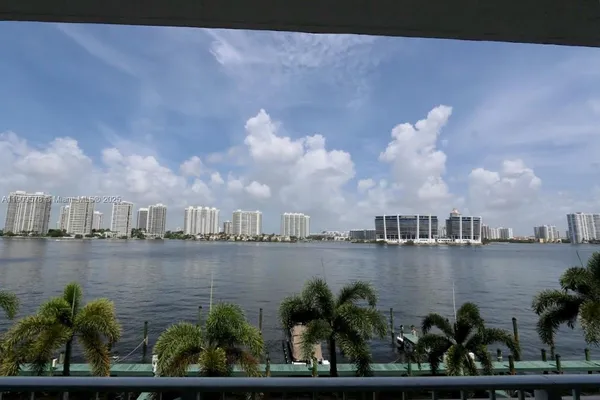 $5,000 | 17800 North Bay Road, Unit 404, Sunny Isles Beach, FL 33160