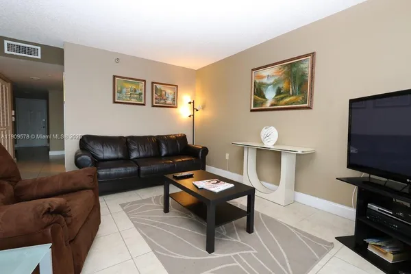 $5,000 | 17800 North Bay Road, Unit 404, Sunny Isles Beach, FL 33160