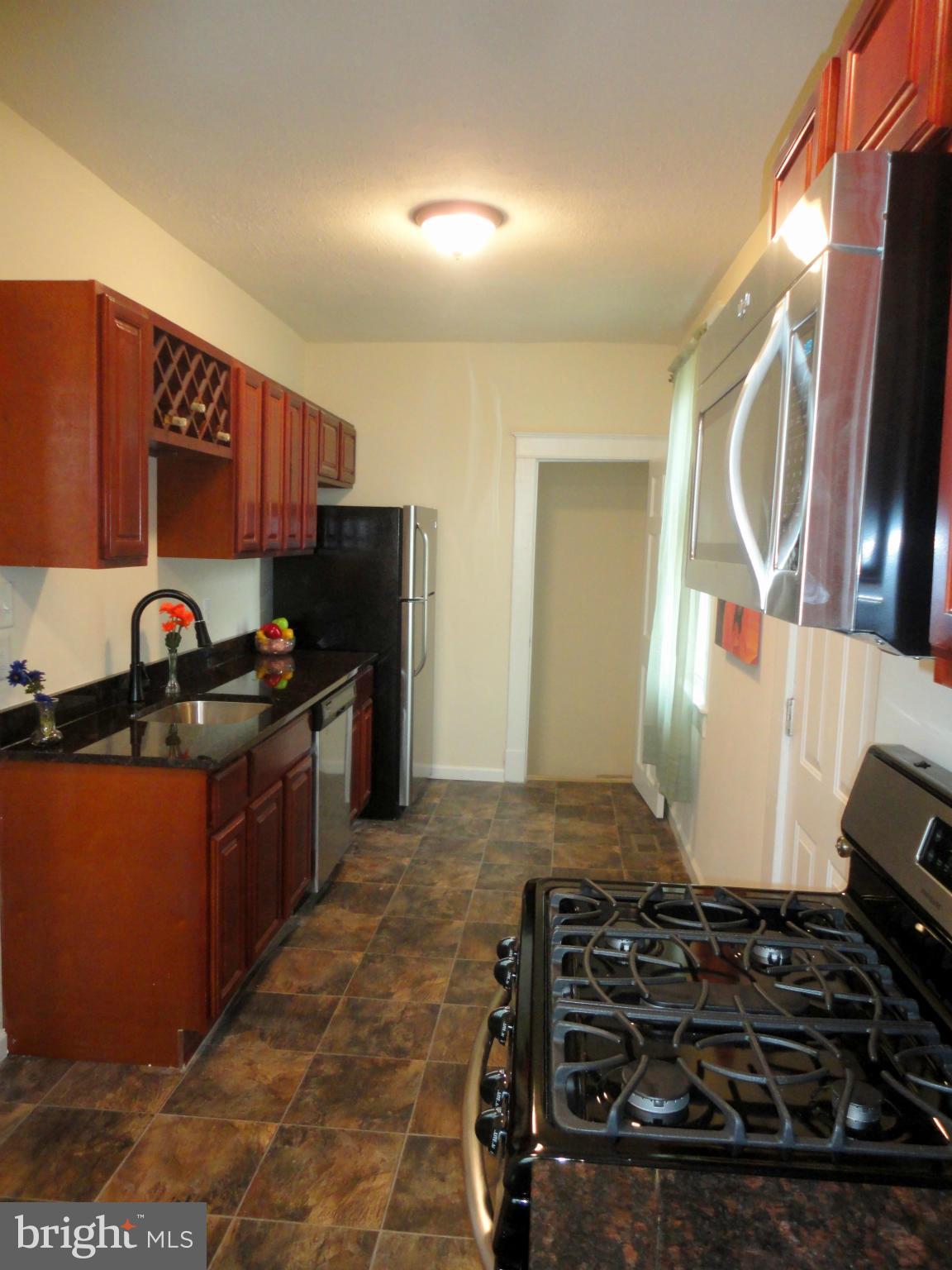 300 West Arundel Road Baltimore, MD 21225 - Photo 8 of 30 Kitchen