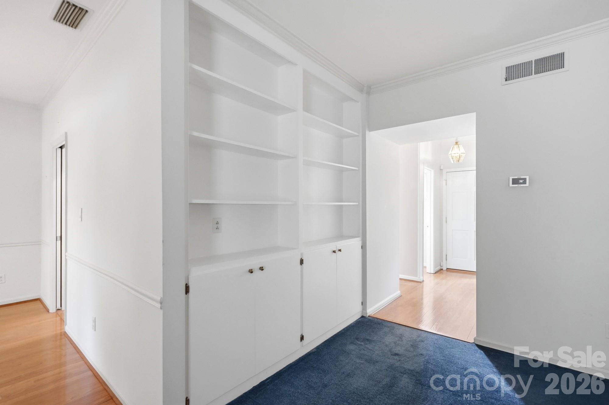 5901 Quail Hollow Road, Unit B Charlotte, NC 28210 - Photo 15 of 39 Gallery Image 15