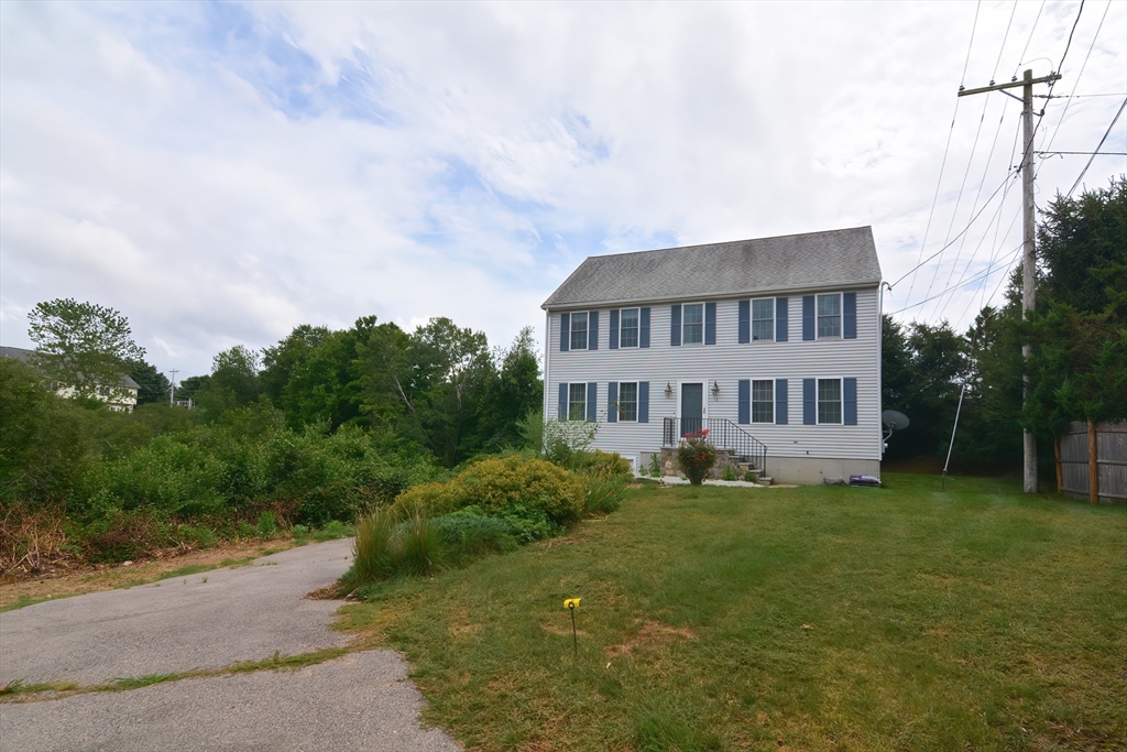 14 Depot Street Upton, MA 01568 - Photo 3 of 36