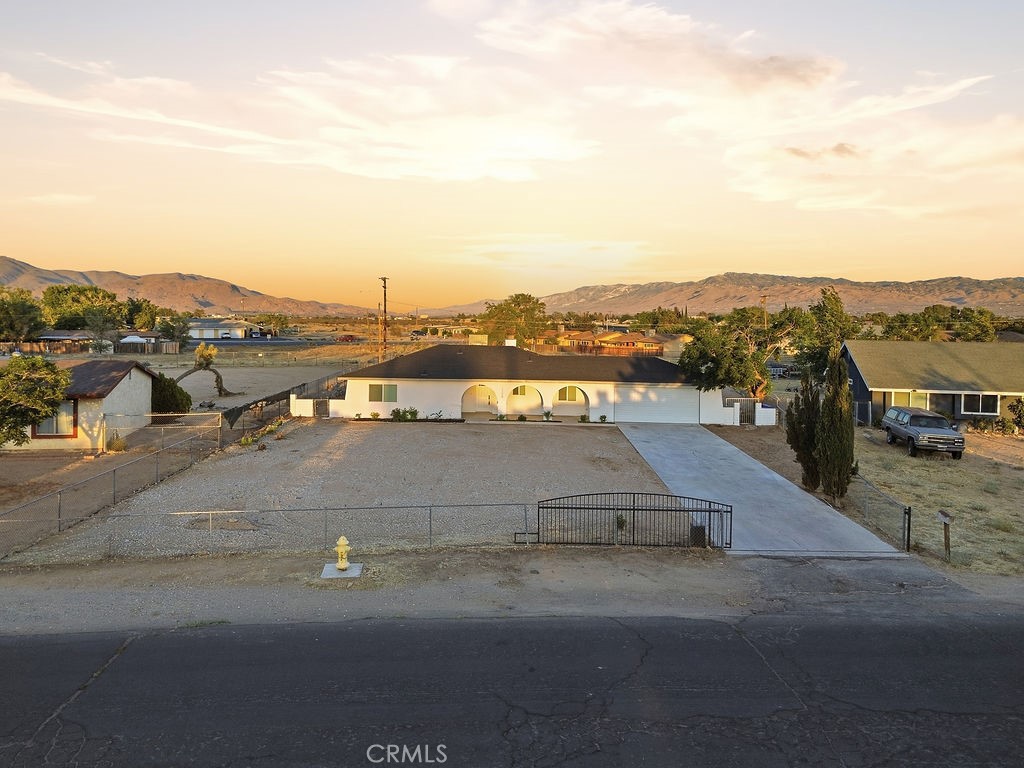 13229 Algonquin Road Apple Valley, CA 92308 - Photo 29 of 35