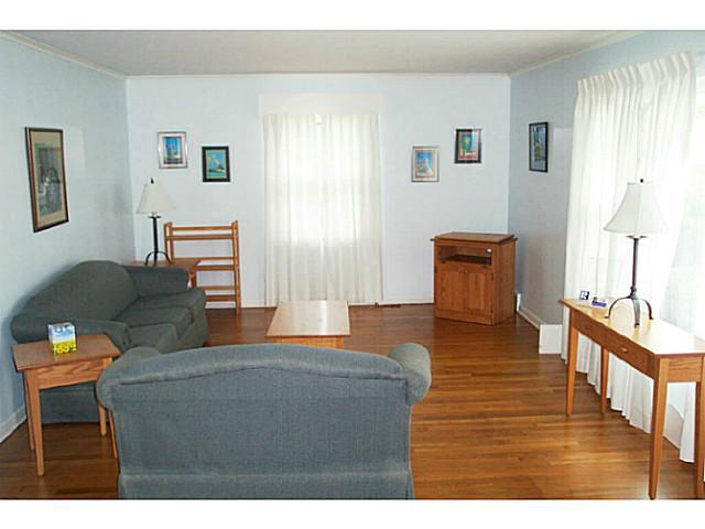 1851 Ridgecliff Road, Unit C Columbus, OH 43221 - Photo 6 of 13