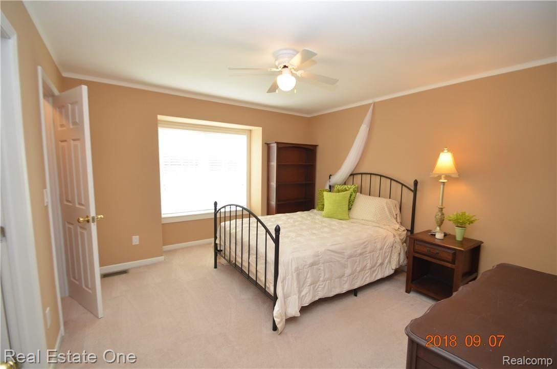 430 East Drahner Road Oxford, MI 48371 - Photo 24 of 43 DSC_0093.JPG