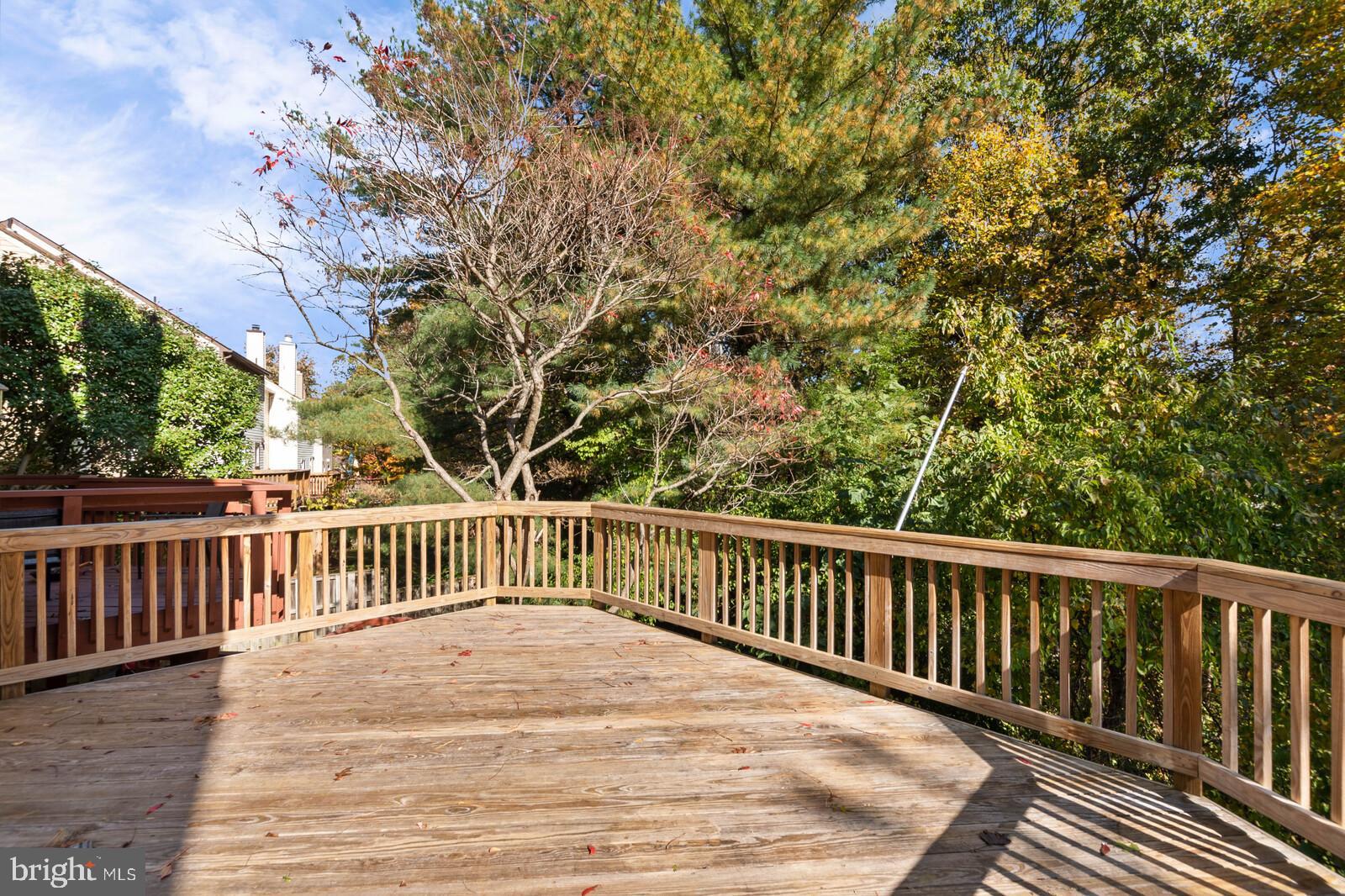11954 Sentinel Point Court Reston, VA 20191 - Photo 36 of 43