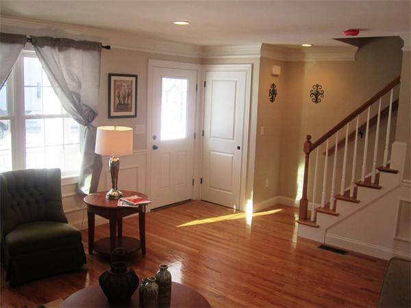 23-25 Rangeley Road, Unit A Arlington, MA 02474 - Photo 9 of 25 Gallery Image 9