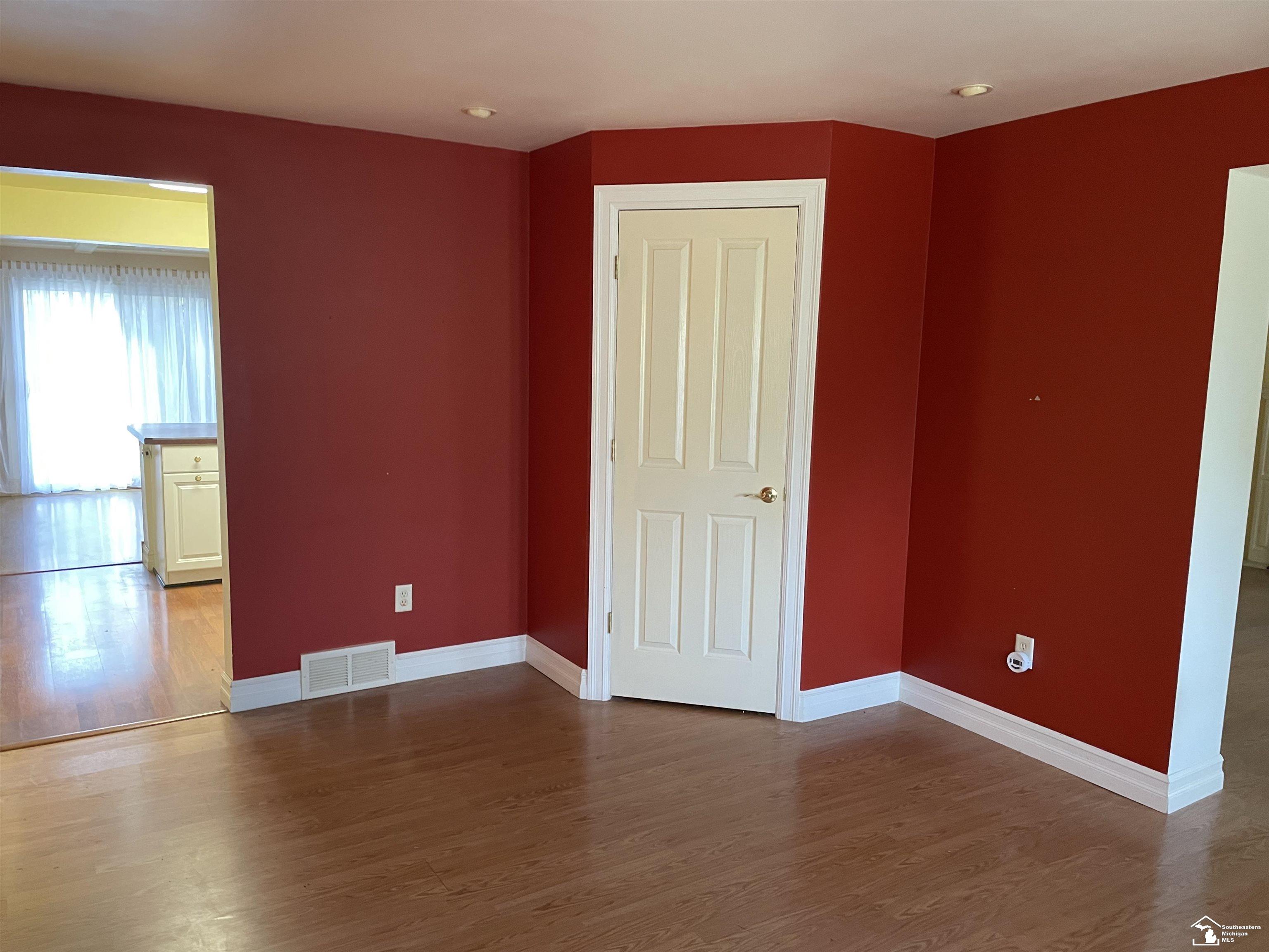 11579 Secor Road Petersburg, MI 49270 - Photo 14 of 33