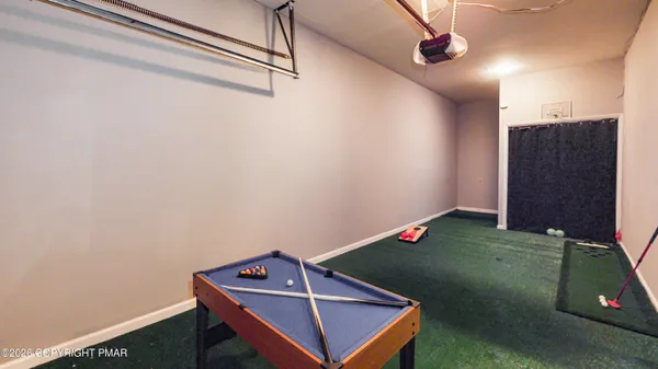 $2,700 | 3120 Greenbriar Drive, East Stroudsburg, PA 18301