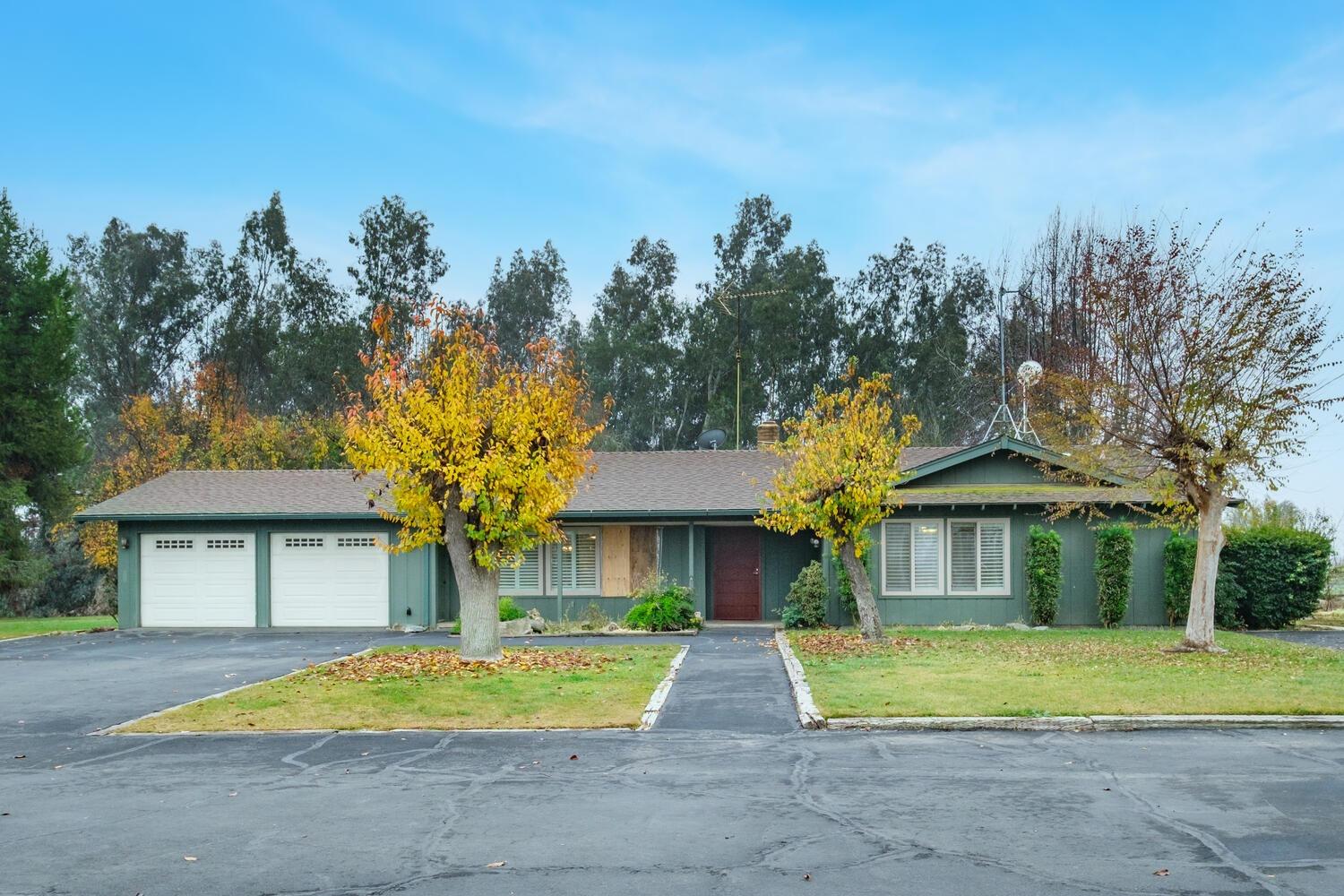 21341 Manning Avenue Reedley, CA 93654 - Photo 1 of 41 Gallery Image 1
