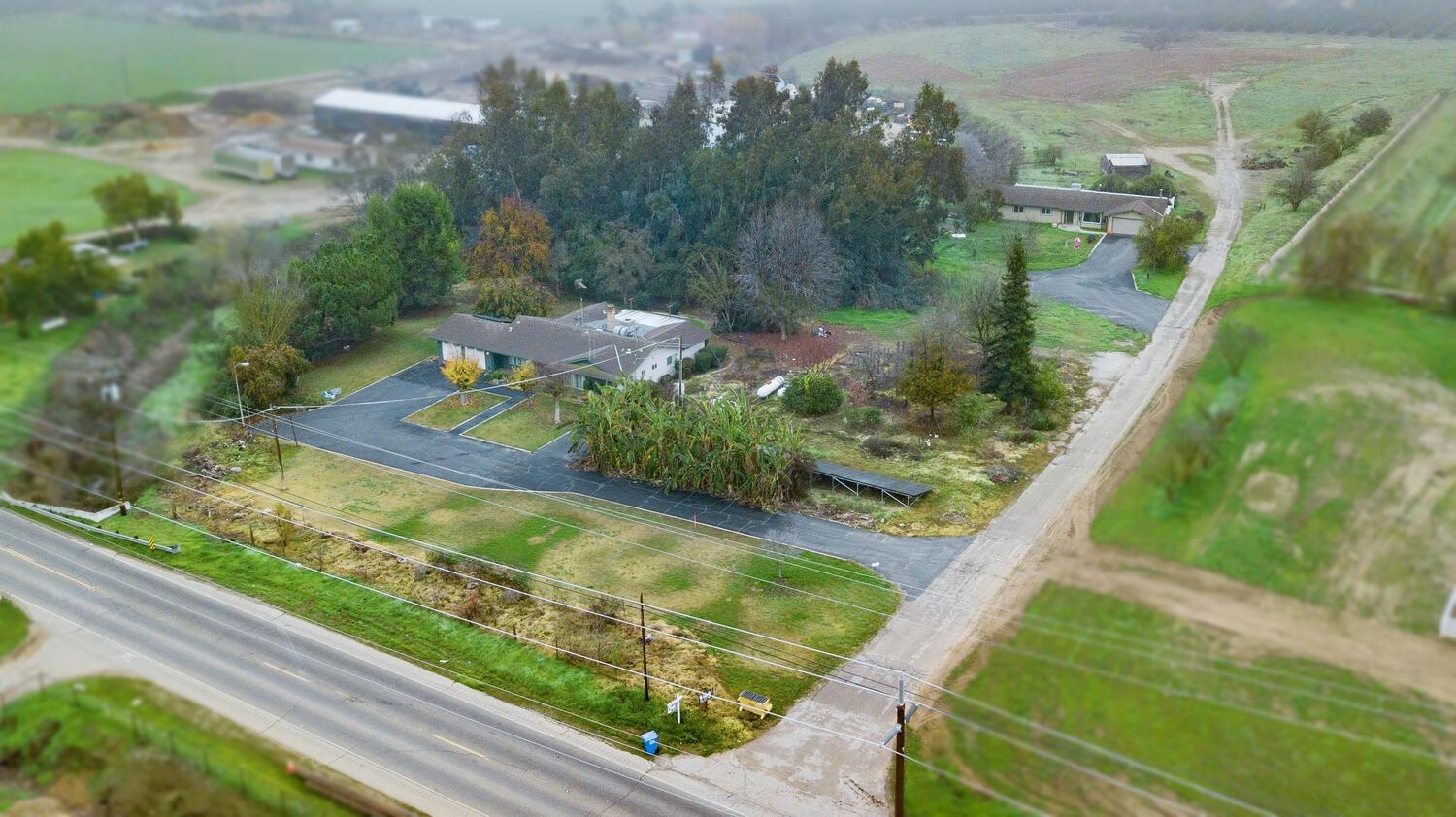 21341 Manning Avenue Reedley, CA 93654 - Photo 32 of 41 Gallery Image 32