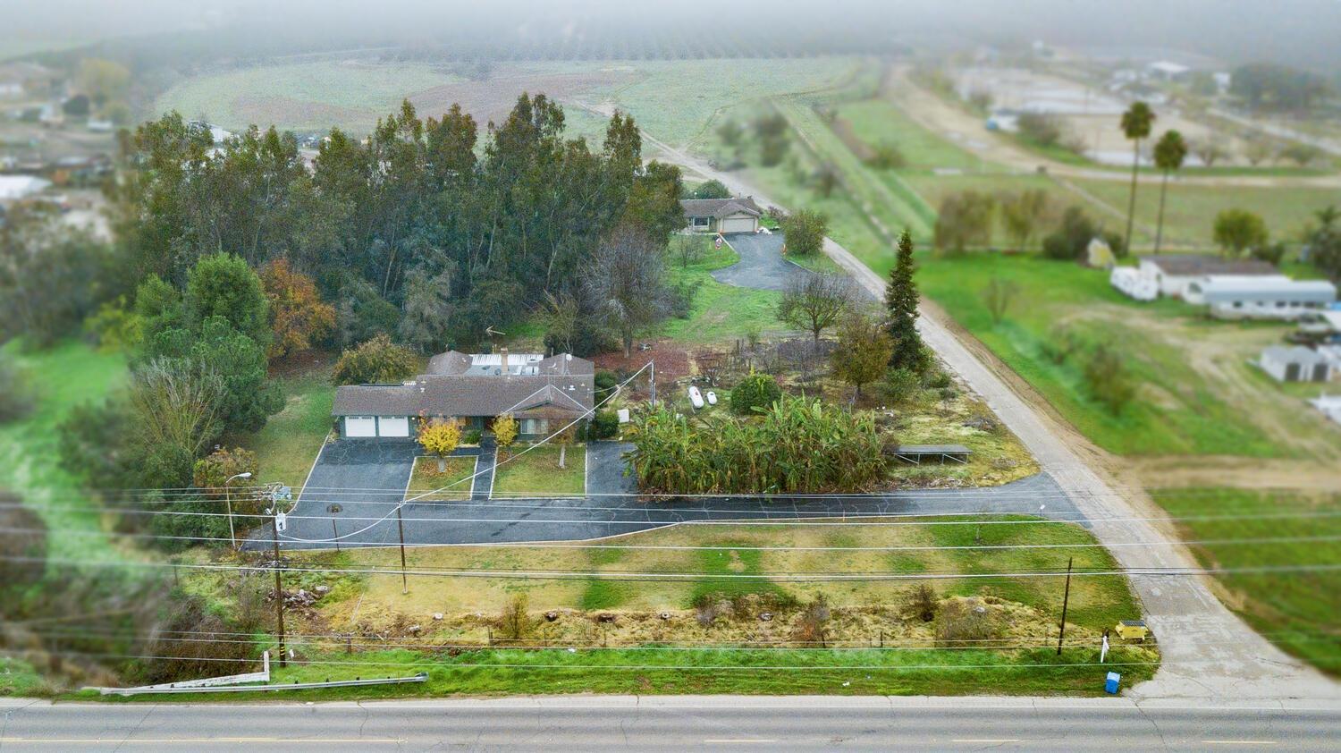 21341 Manning Avenue Reedley, CA 93654 - Photo 33 of 41 Gallery Image 33