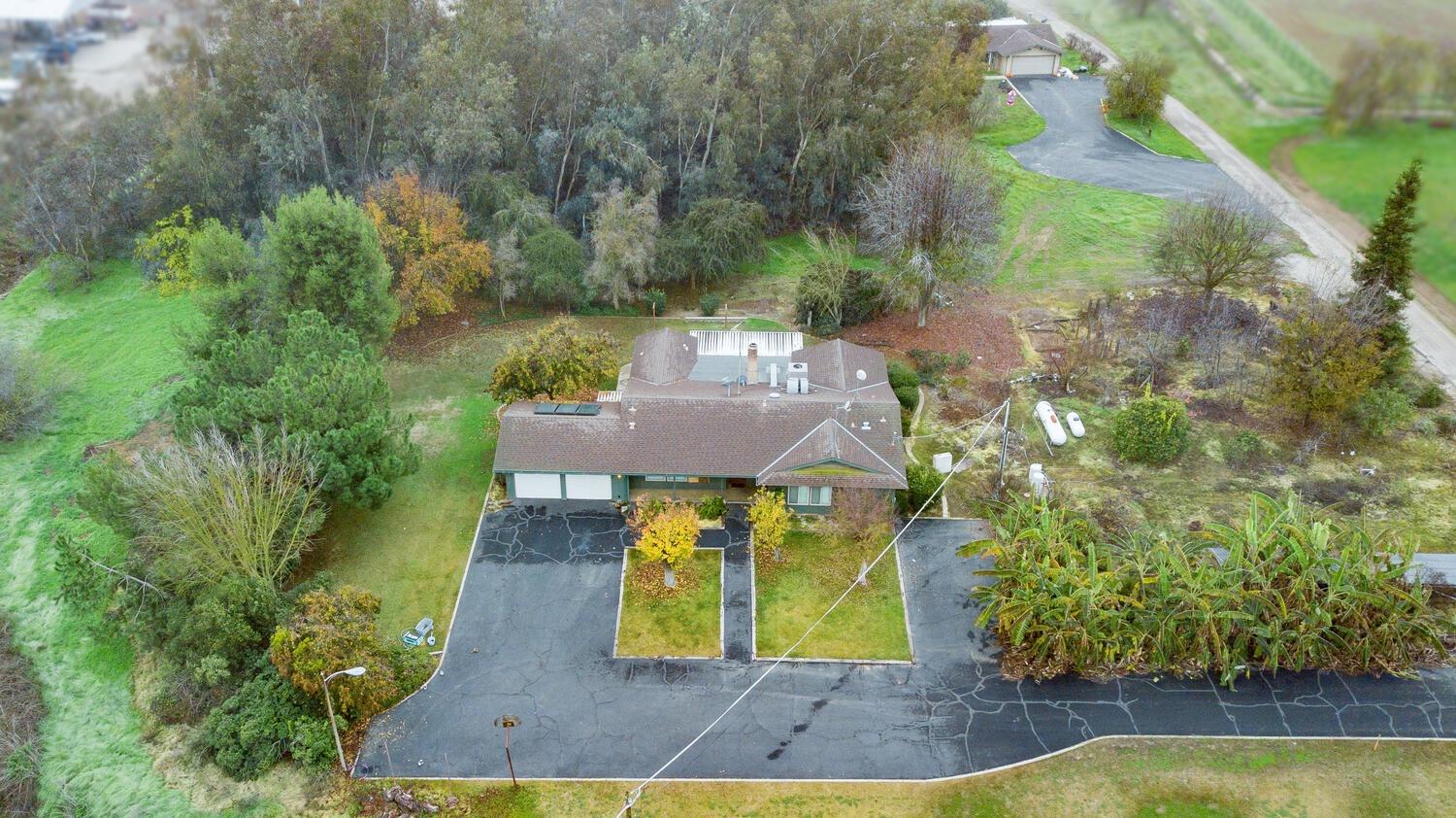 21341 Manning Avenue Reedley, CA 93654 - Photo 34 of 41 Gallery Image 34