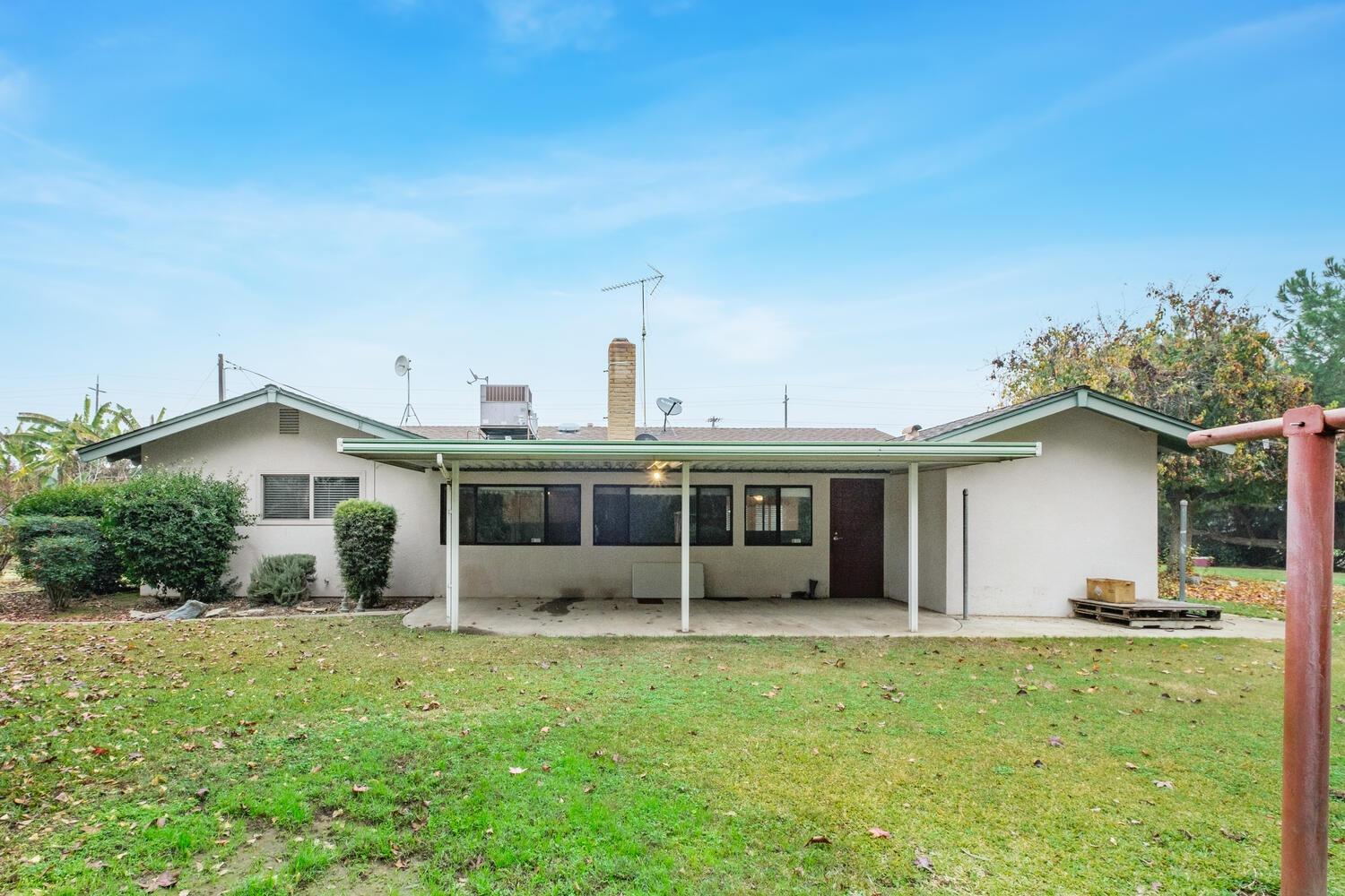 21341 Manning Avenue Reedley, CA 93654 - Photo 6 of 41 Gallery Image 6
