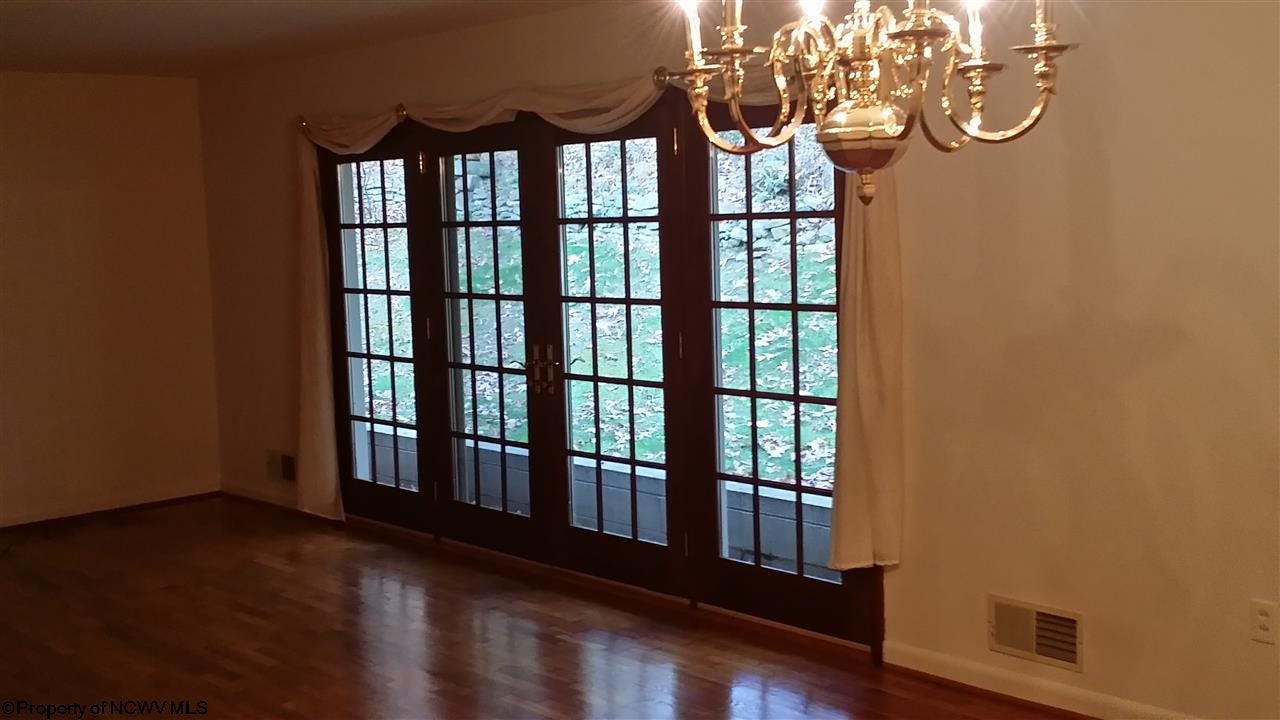 1244 Briarcliff Road Bridgeport, WV 26330 - Photo 9 of 17 Gallery Image 9