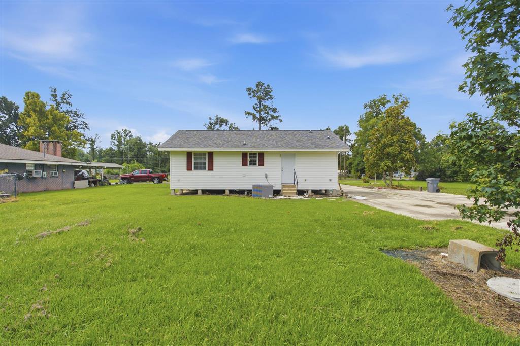 427 Riddle Lane Westlake, LA 70669 - Photo 3 of 9 Gallery Image 3