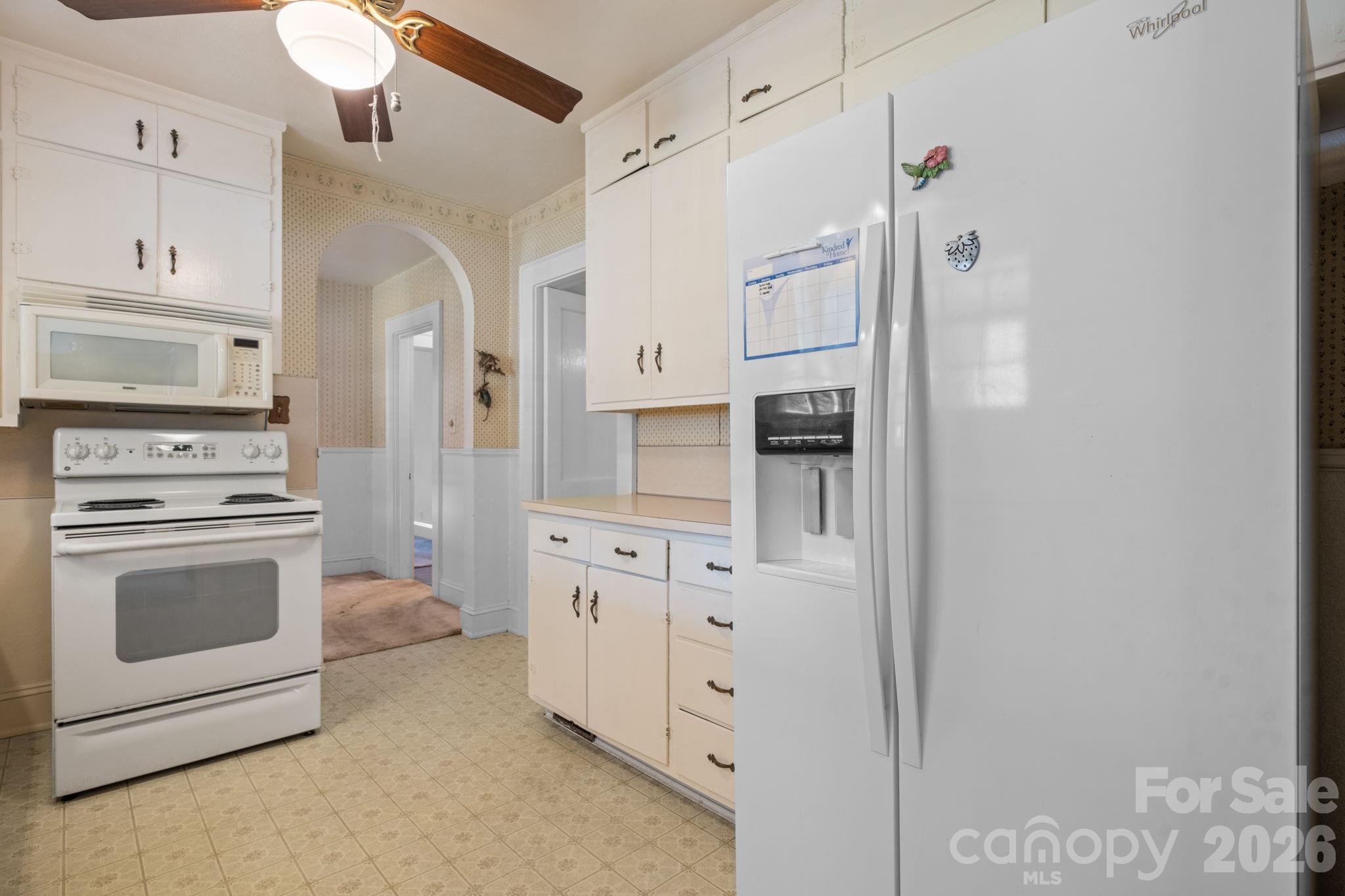 608 1st Street West Conover, NC 28613 - Photo 25 of 35